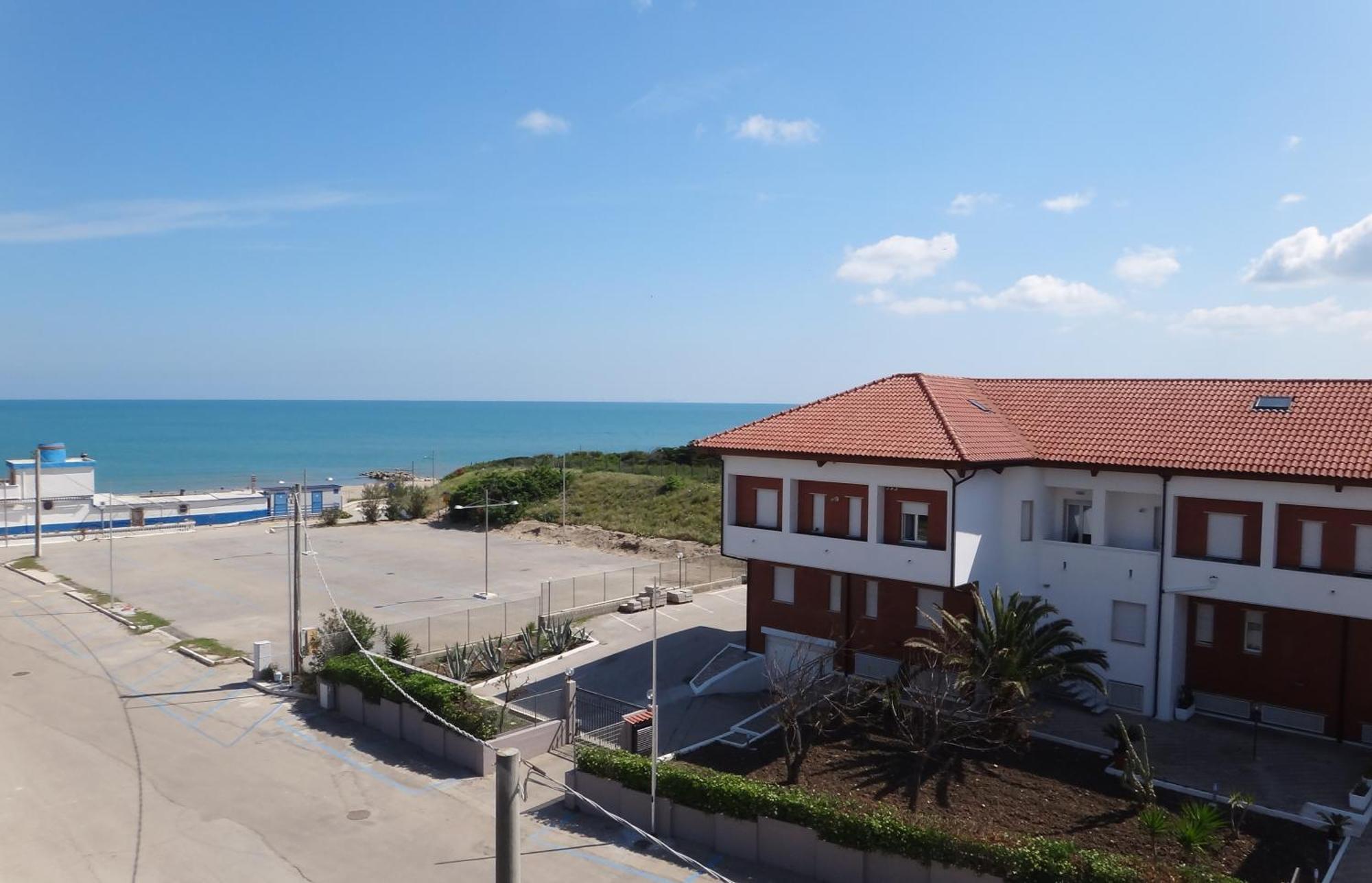 Residenza Ondanomala Aparthotel Chieuti Buitenkant foto